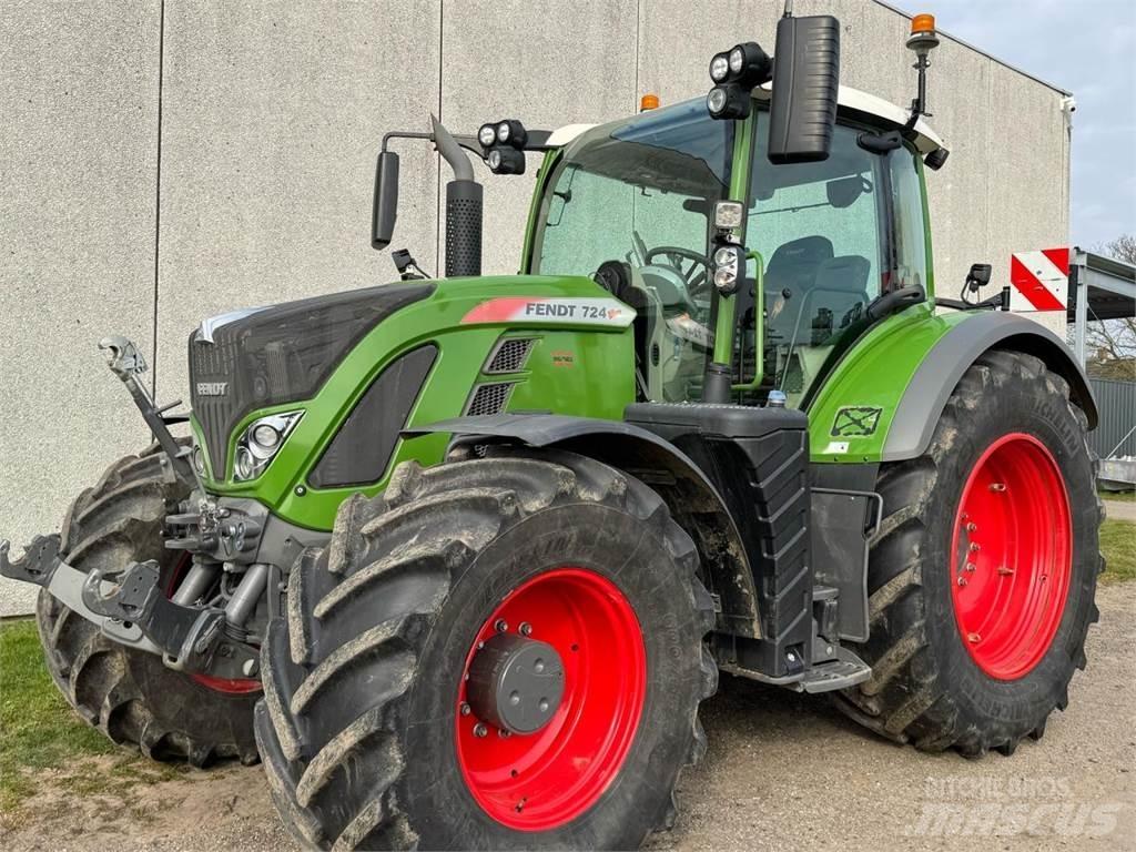 Fendt 724 Traktory