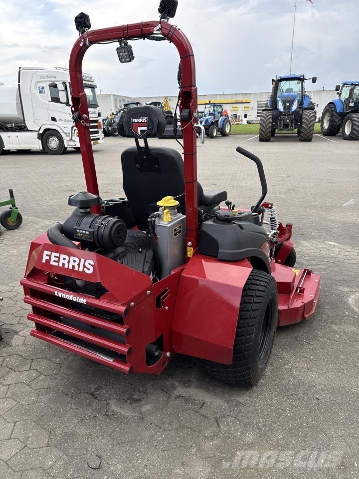 Ferris ZT 3300ISX Kompaktné traktory