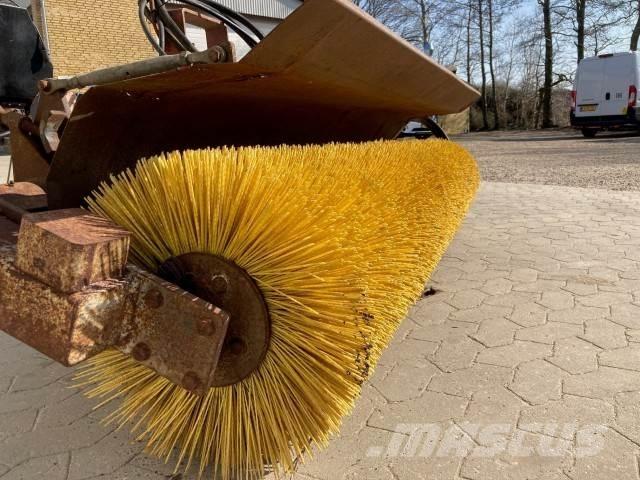  FF 2800 SP Komunálna technika - ostatné