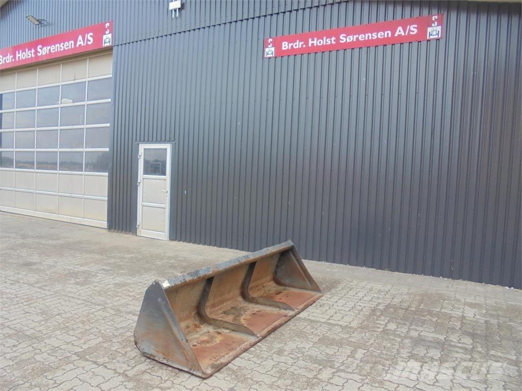 Hauer 2,4 M Ďalšie príslušenstvo traktorov