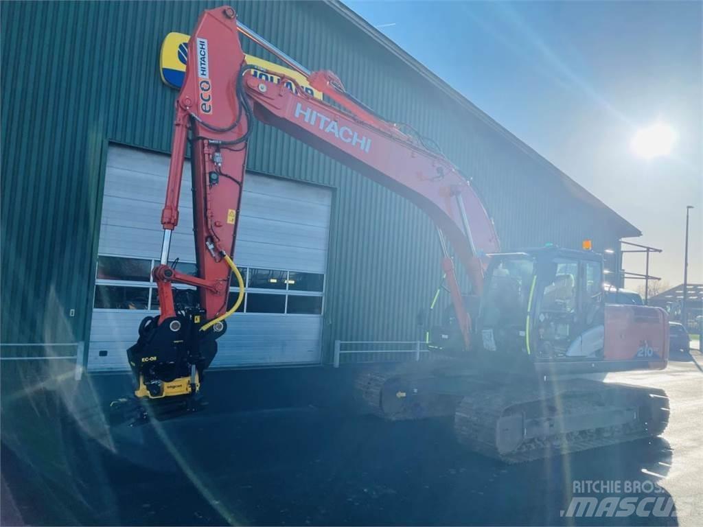 Hitachi ZX210-6 Pásové rýpadlá