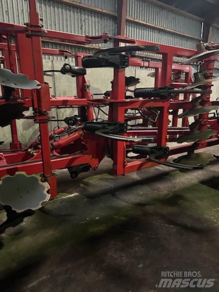 Horsch TIGER 4 MT Tanierové brány