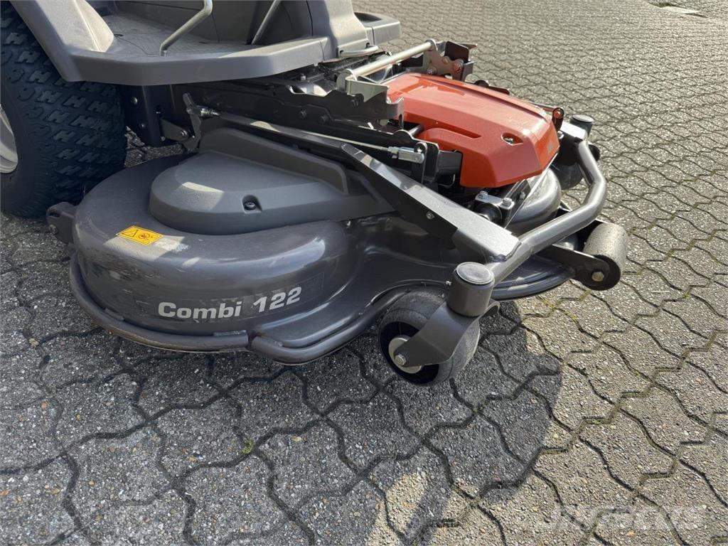 Husqvarna 405X Kompaktné traktory