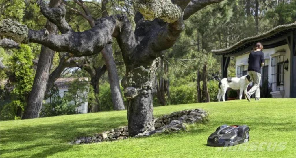 Husqvarna AM420 Žacie stroje