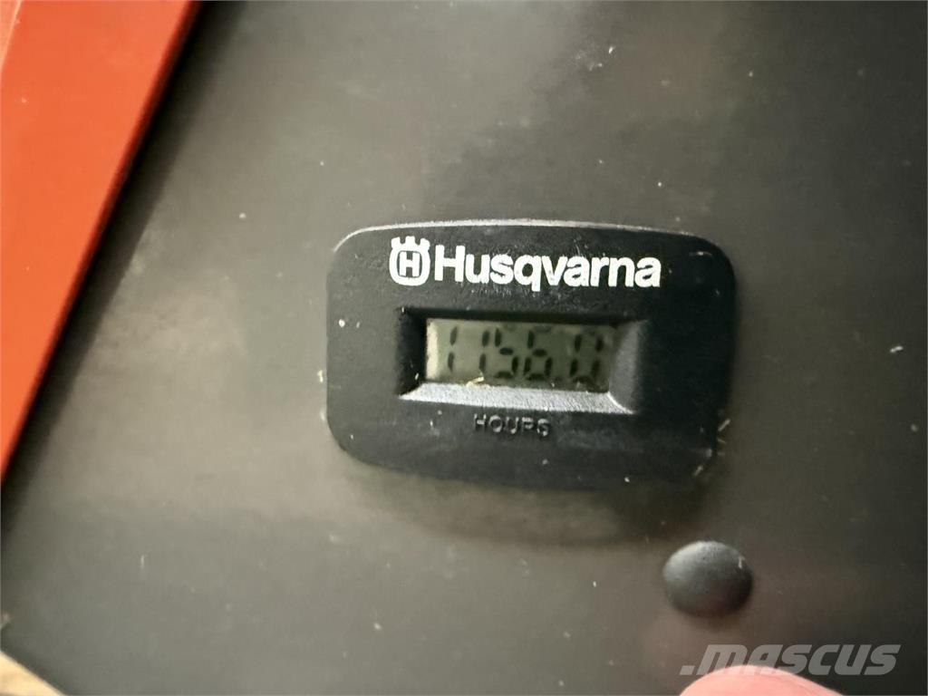 Husqvarna P525D Žacie stroje