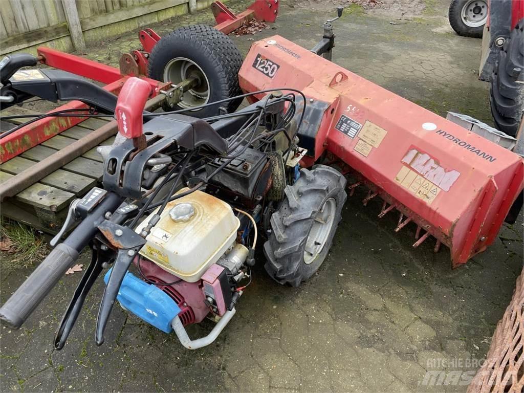 Hydromann 1250 Obracače a zhrabovače sena