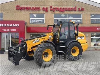 JCB TM320 Kolesové nakladače