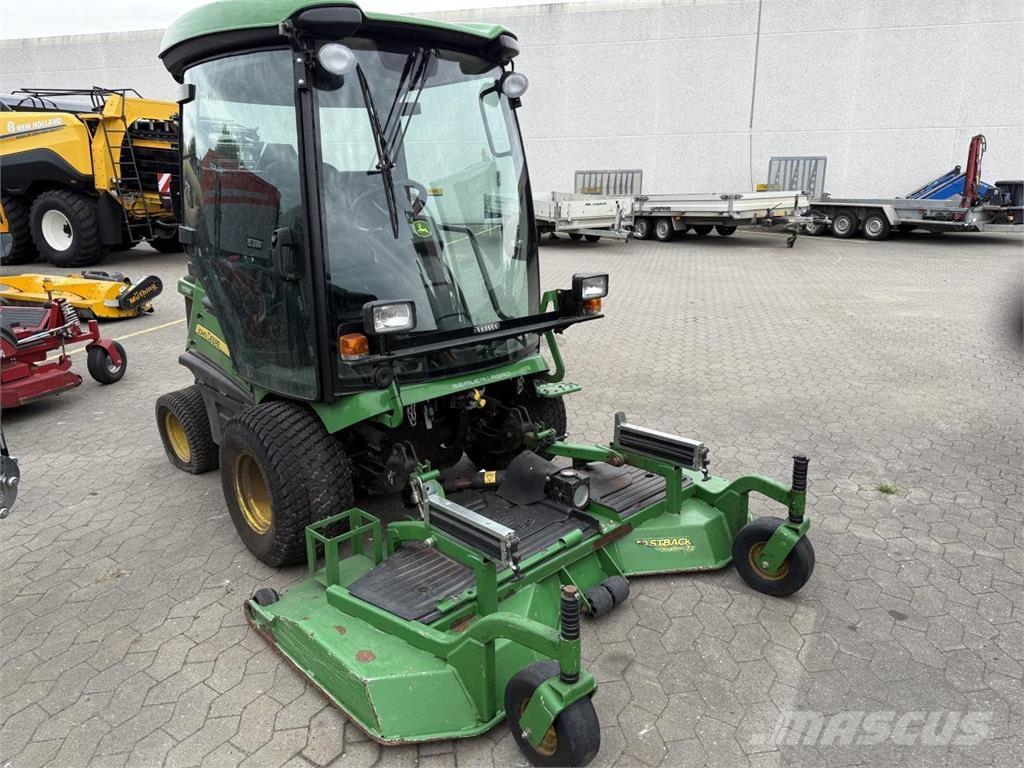 John Deere 1585 Nosiče náradia
