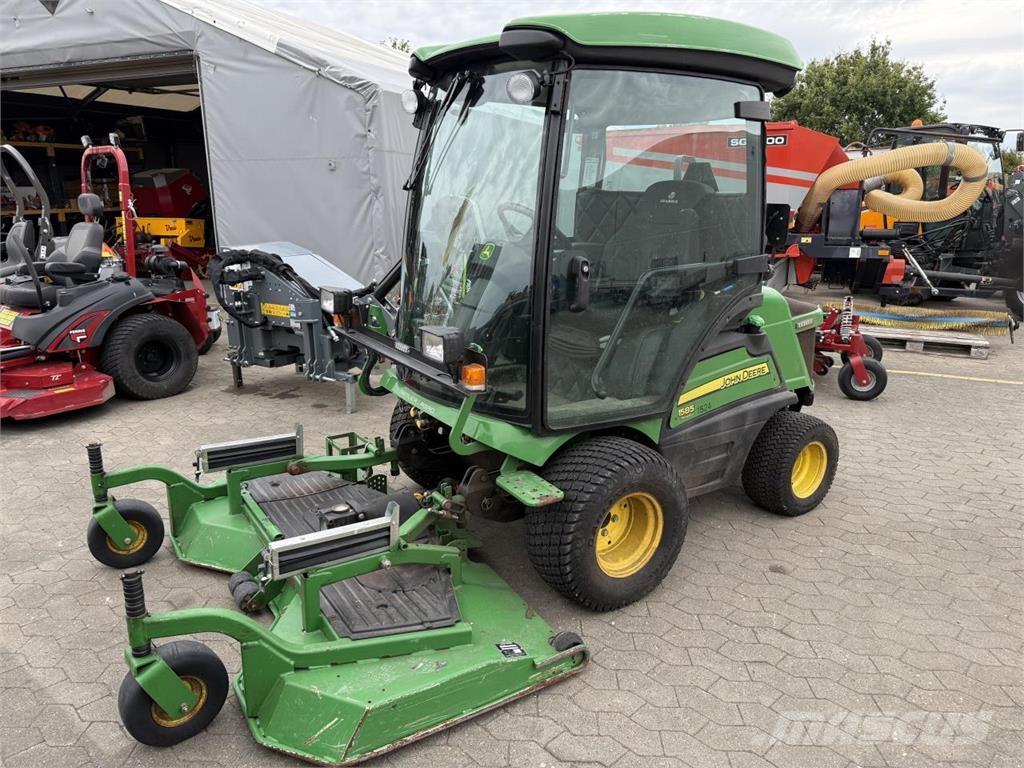 John Deere 1585 Nosiče náradia