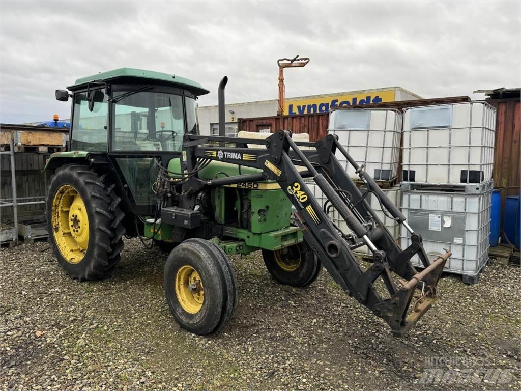 John Deere 2450 Traktory