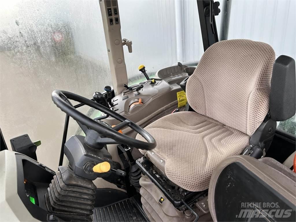 John Deere 5100M Traktory