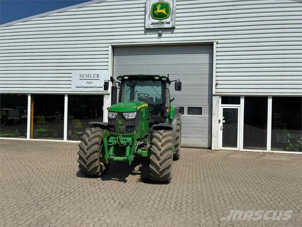 John Deere 6140R Traktory