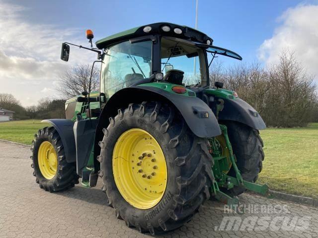 John Deere 6190R Traktory