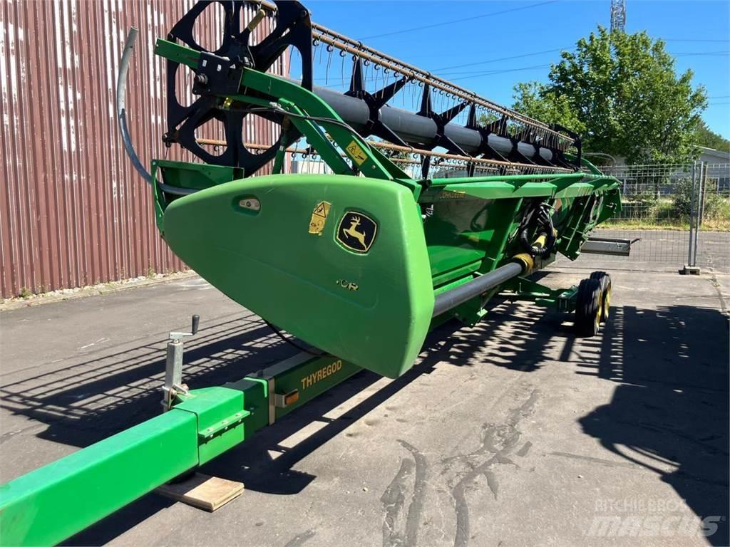 John Deere 630R Kombajnove hlavice