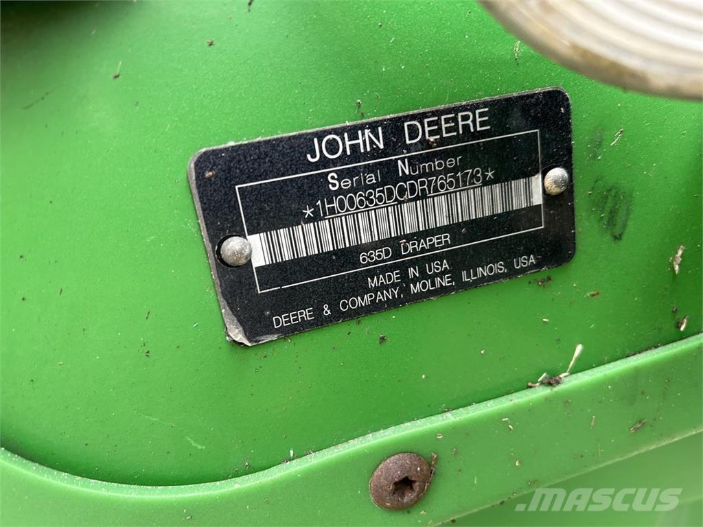 John Deere 635D Kombajnove hlavice