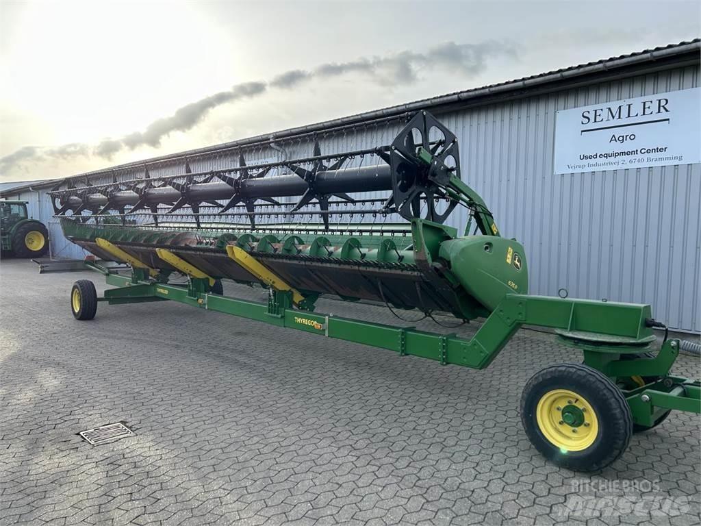 John Deere 635R Kombajnove hlavice