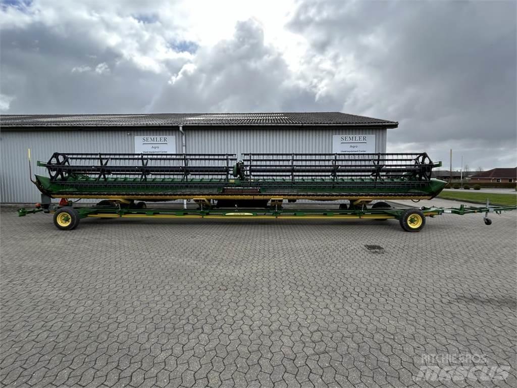 John Deere 640D Kombajnove hlavice
