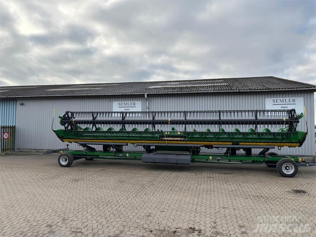John Deere 735D Kombajnove hlavice