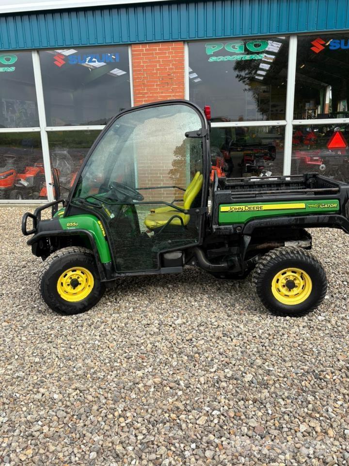 John Deere 855D Terénne vozidlá