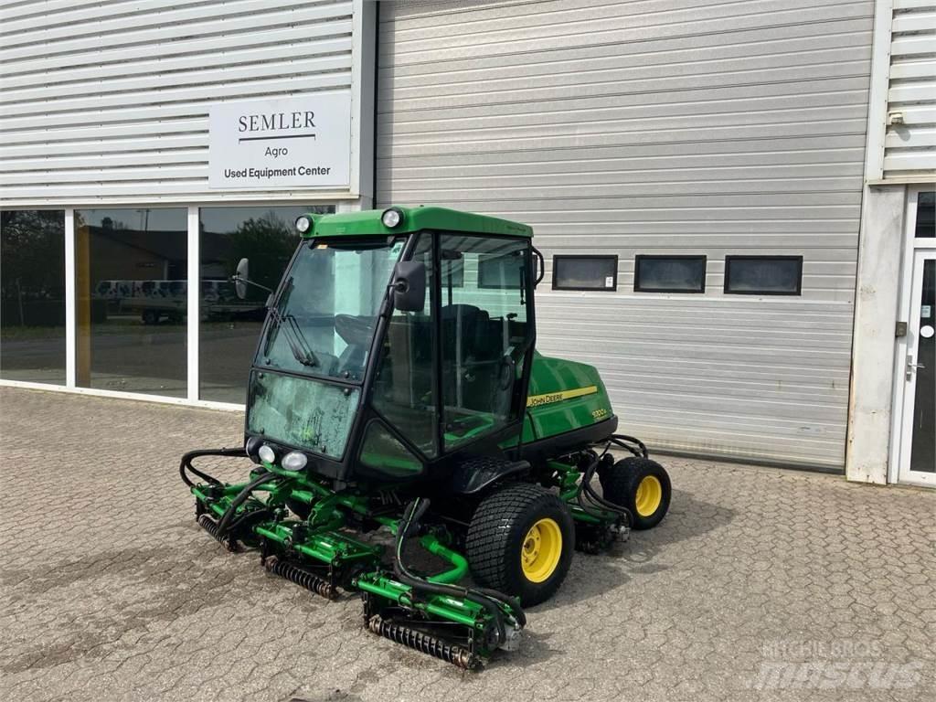John Deere 8700 A Kosačky fervejí