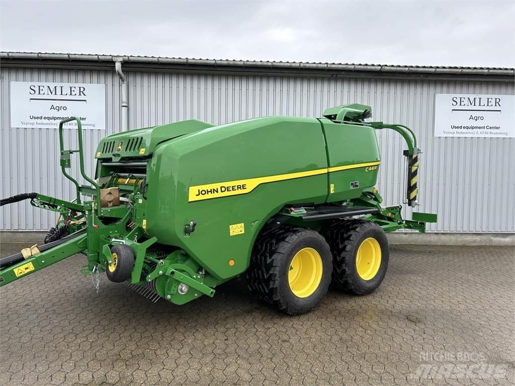 John Deere C441R Lisy na okrúhle balíky