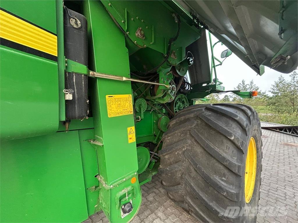 John Deere C670I Kombinované zberacie stroje