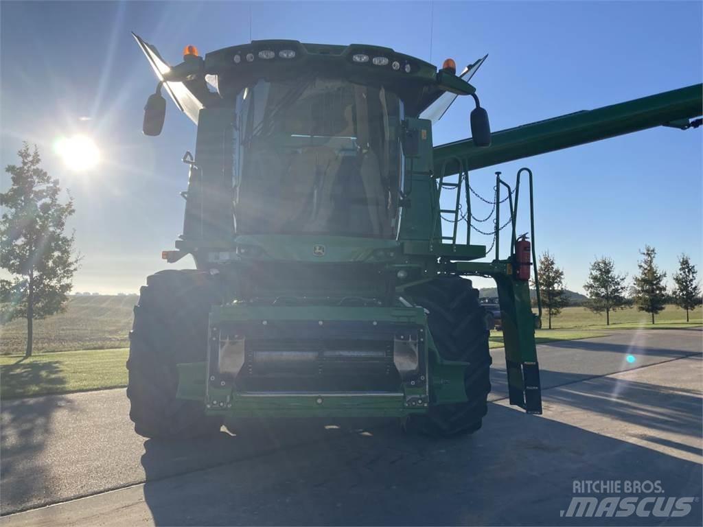 John Deere S690I Kombinované zberacie stroje