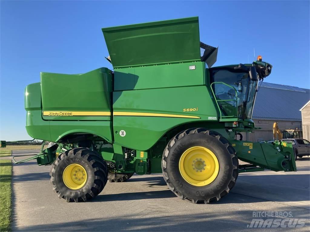 John Deere S690I Kombinované zberacie stroje