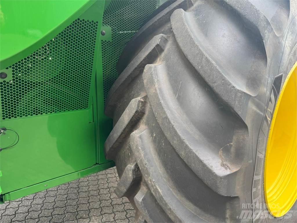 John Deere S790 Kombinované zberacie stroje