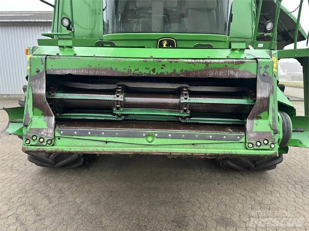 John Deere T660 Kombinované zberacie stroje