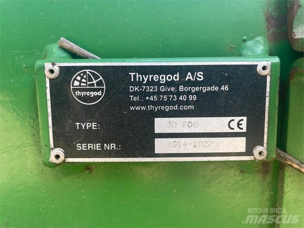 John Deere T670I Kombinované zberacie stroje