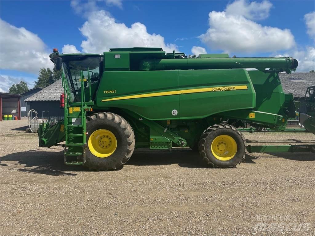 John Deere T670I Kombinované zberacie stroje