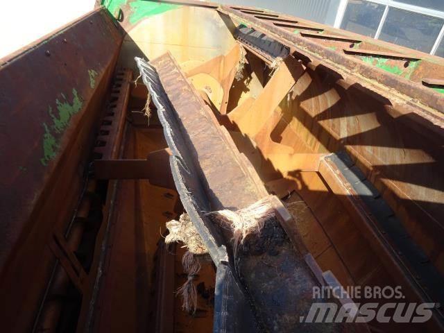 Keenan MF 380 Samozberacie vozy