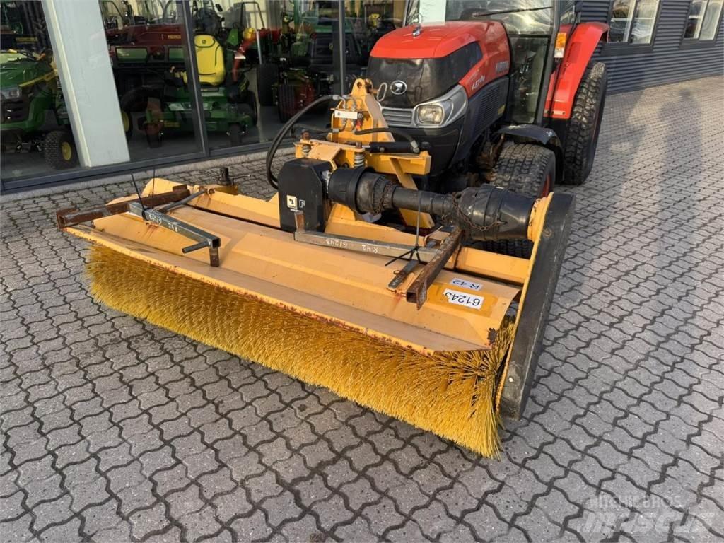 Kubota 5740 Kompaktné traktory