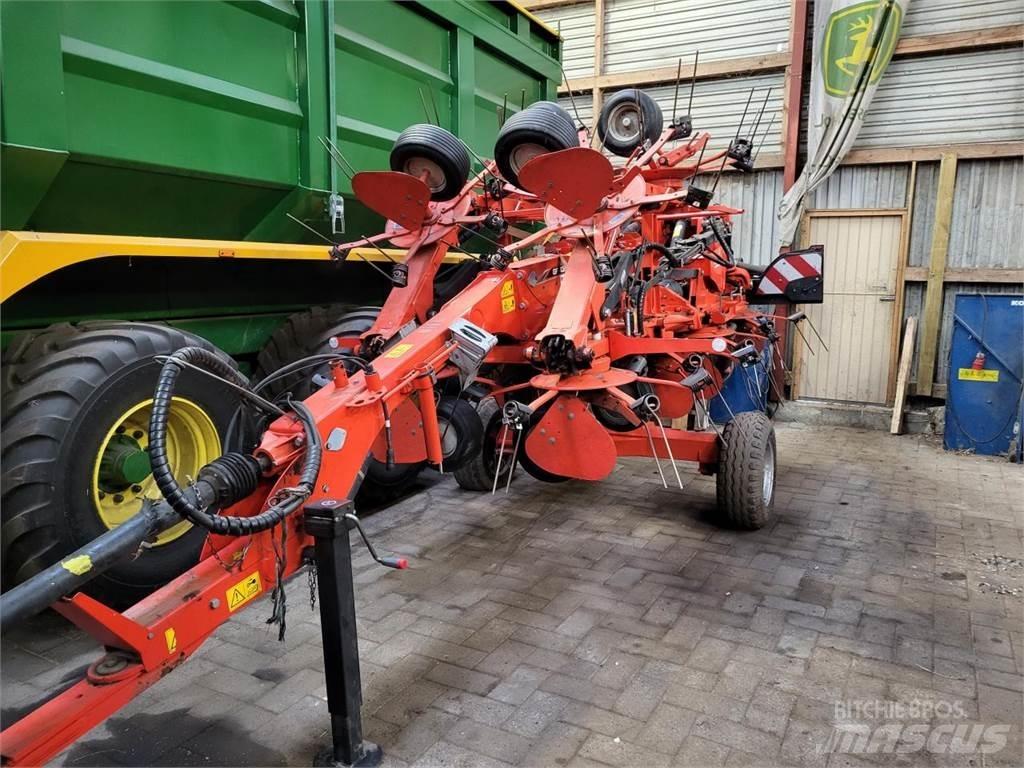 Kuhn 13M SPREDER Obracače a zhrabovače sena
