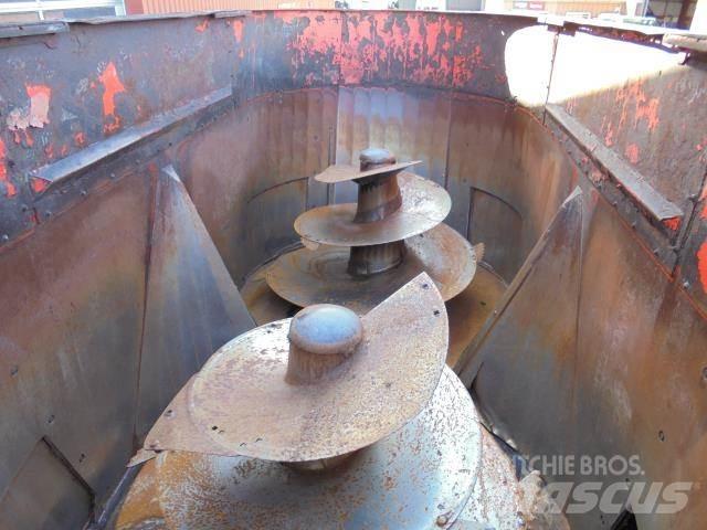 Kuhn 45 M3 Samozberacie vozy