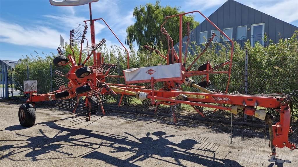 Kuhn GA6520 Obracače a zhrabovače sena