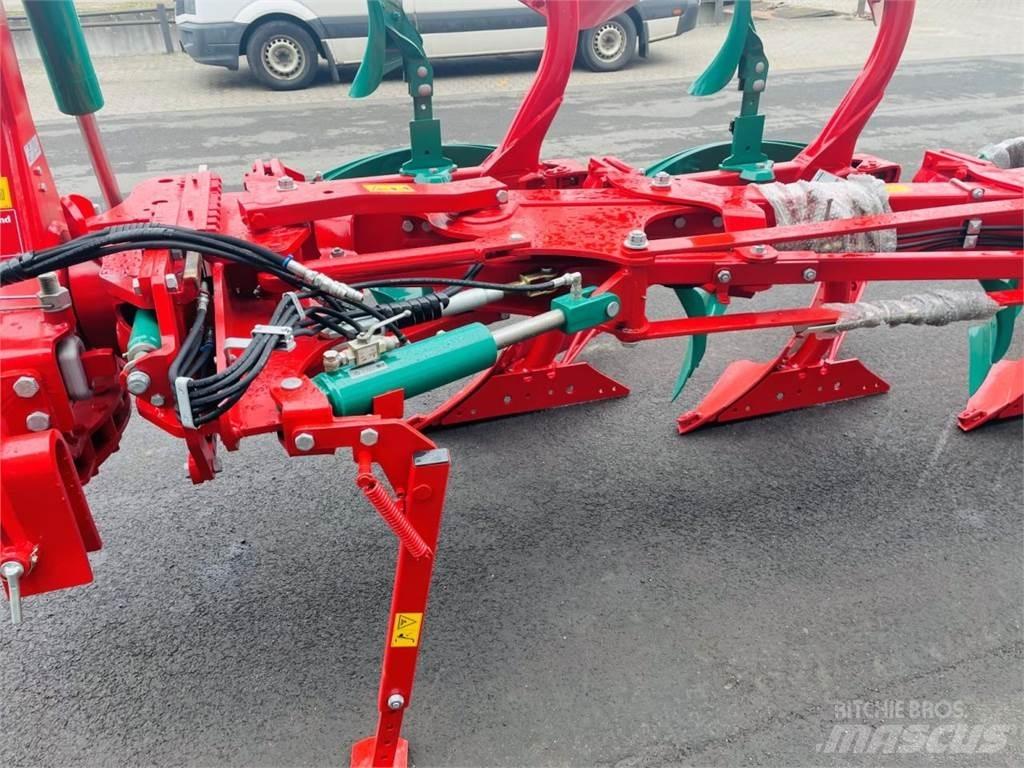 Kverneland 3300S Dvojstranné pluhy