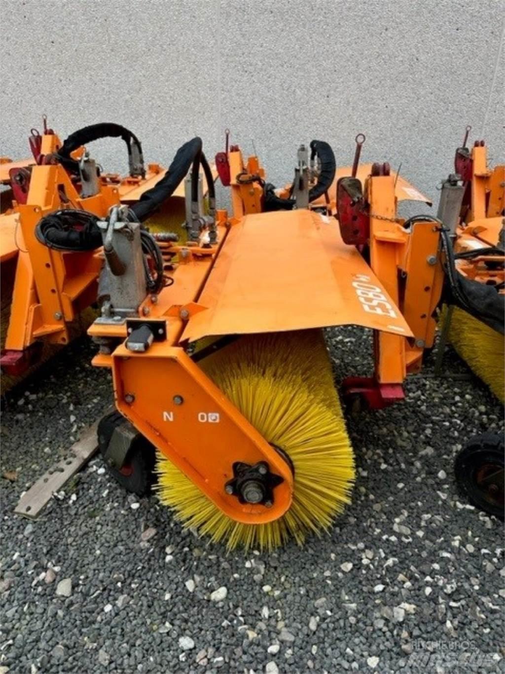 Nesbo HF1600S Zametacie stroje