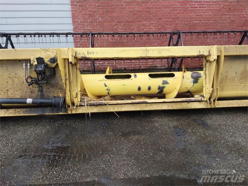 New Holland 30 X Kombajnove hlavice