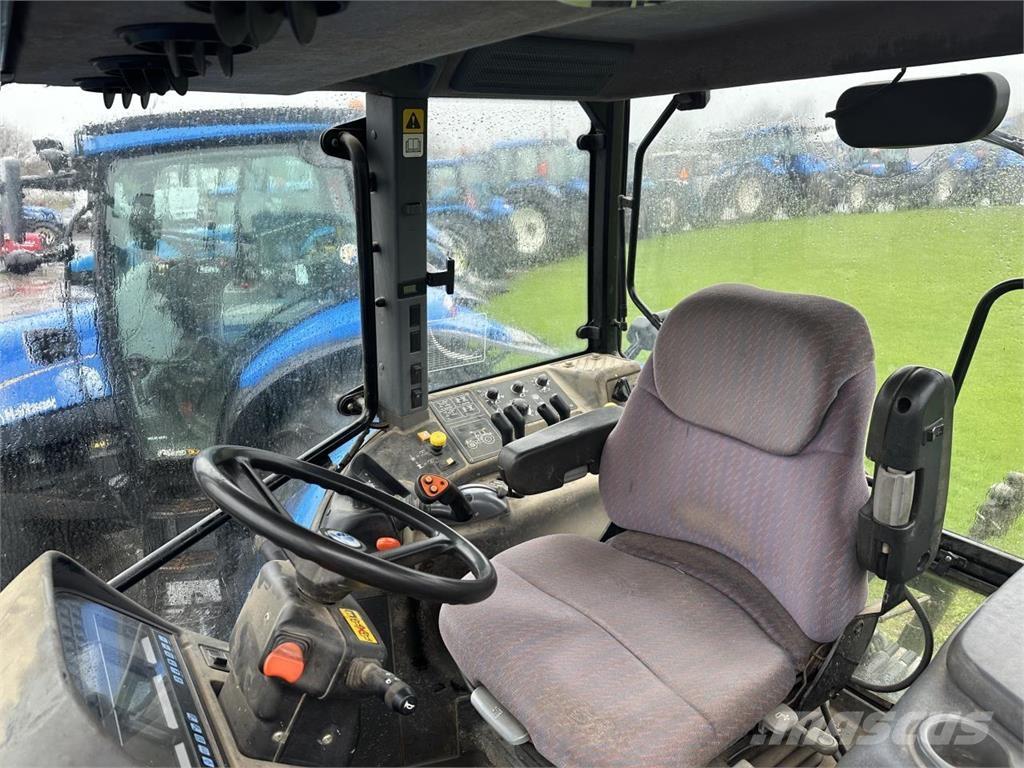 New Holland TM165 Traktory