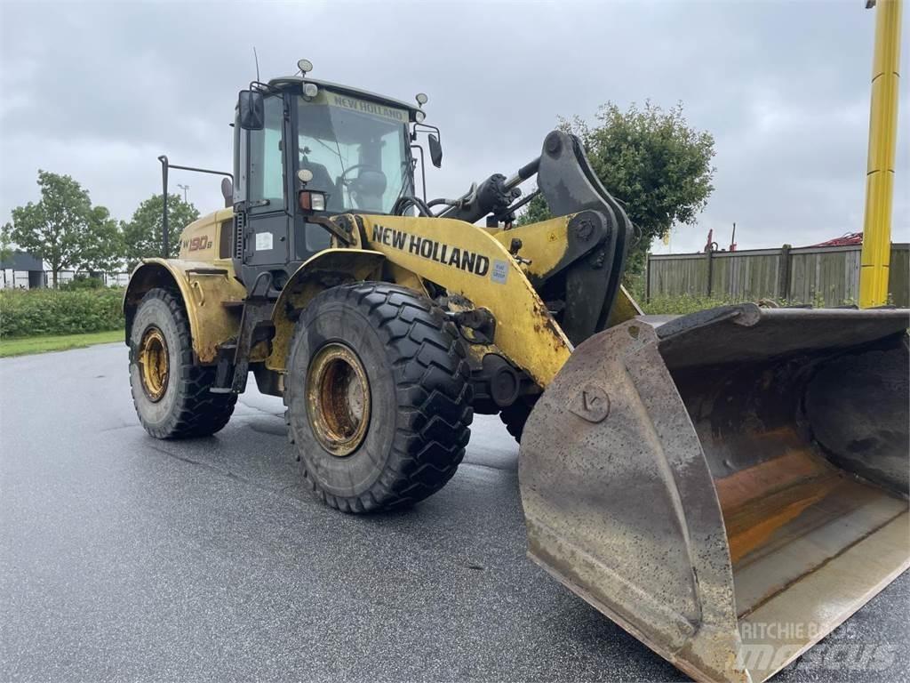 New Holland W190B Kolesové nakladače