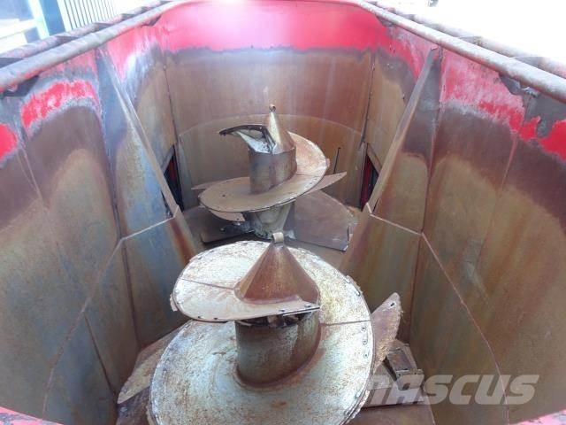 Peecon 20 M3 Samozberacie vozy