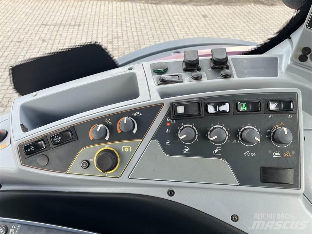 Valtra N 174 Traktory