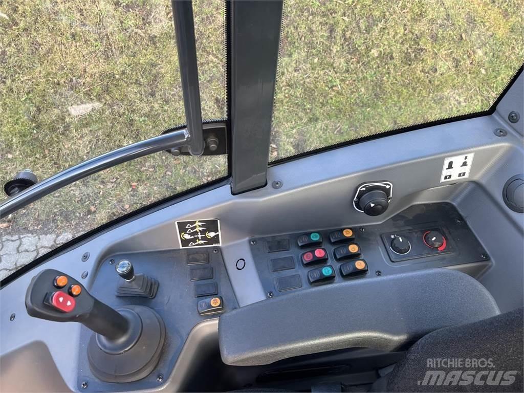 Venieri VF 5.63D Kolesové nakladače