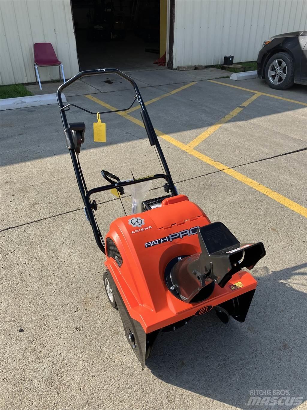 Ariens 938033 Snehové frézy