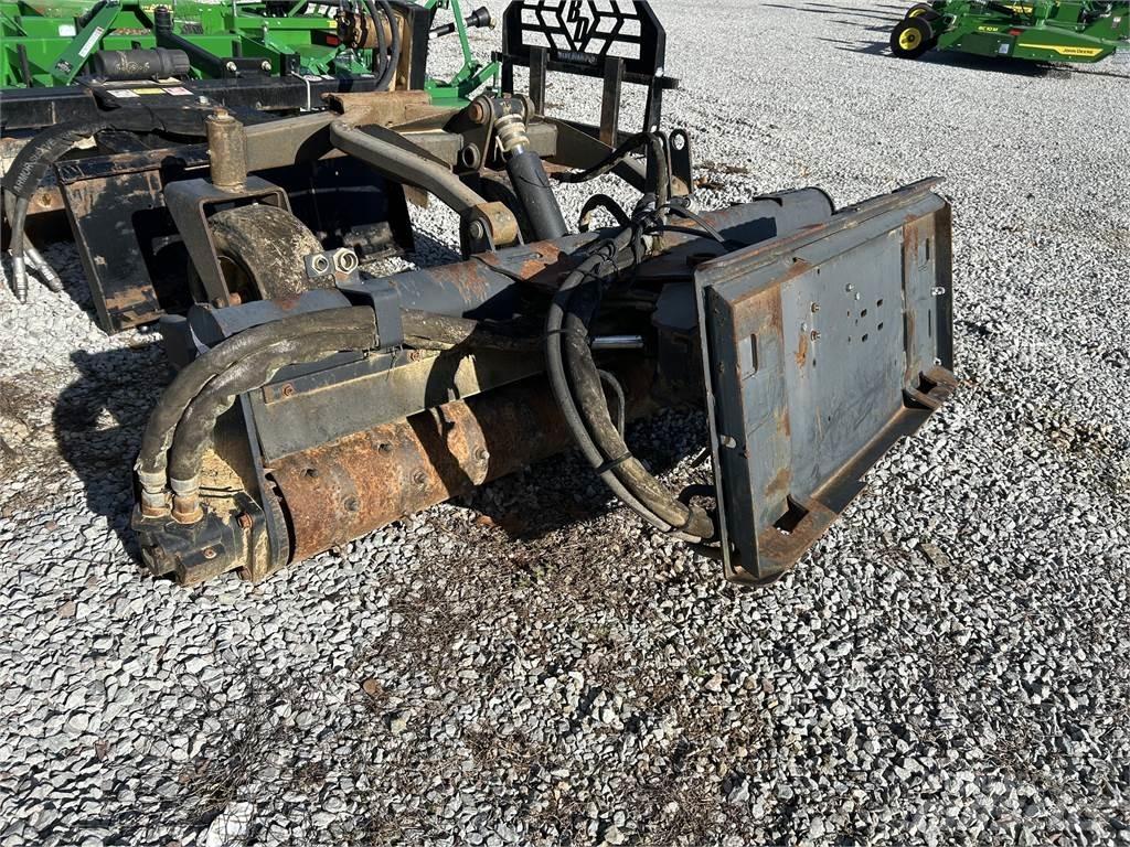 Bobcat 84SCM Stavebníctvo - ostatné
