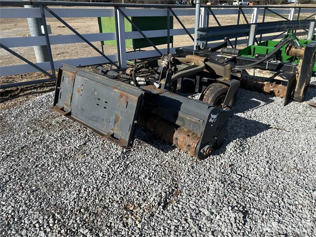 Bobcat 84SCM Stavebníctvo - ostatné