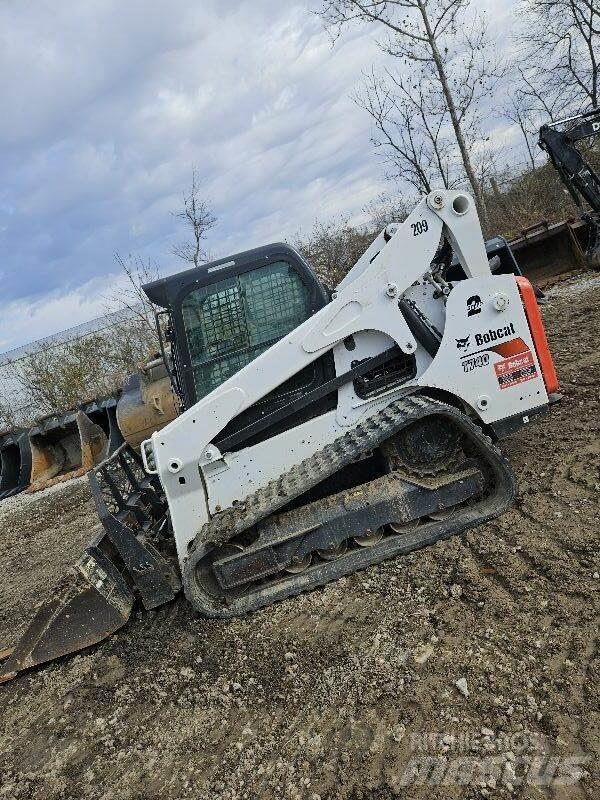Bobcat T740 Mininakladače