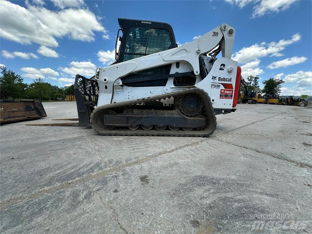 Bobcat T740 Mininakladače